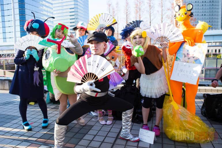 Some Japanese cosplayers who attended Comiket