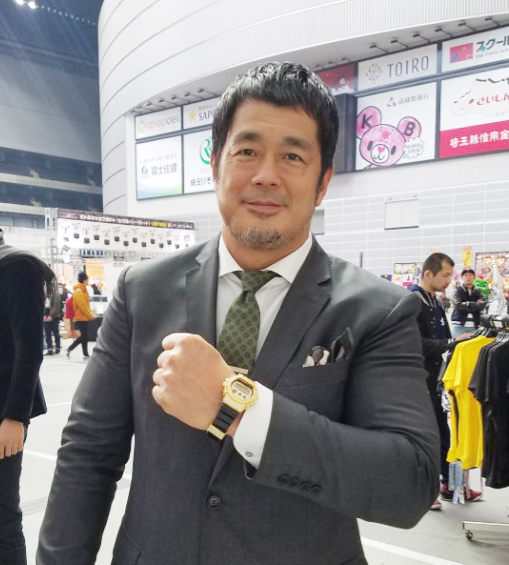 персонализированный G-SHOCK Rizin FF Такада Нобухико